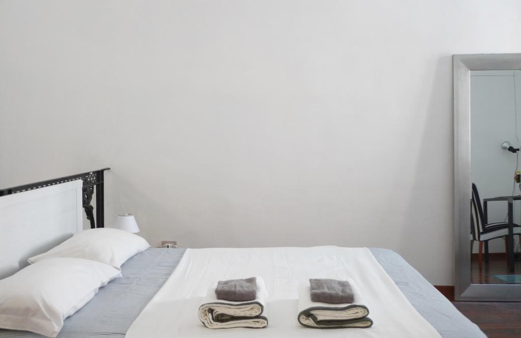 Mami'S Home Trastevere Apt With Private Terrace Rome Bilik gambar